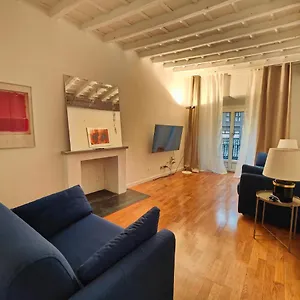 crocetta-design-apartment-with-terrace.italymilanhotels.net/